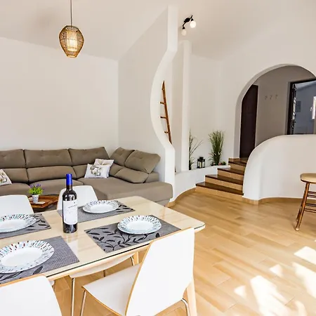 Holiday home Lovely And Charming Vt With Big Terrace