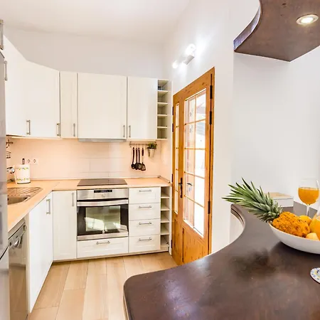 Lovely And Charming Vt With Big Terrace Holiday home *